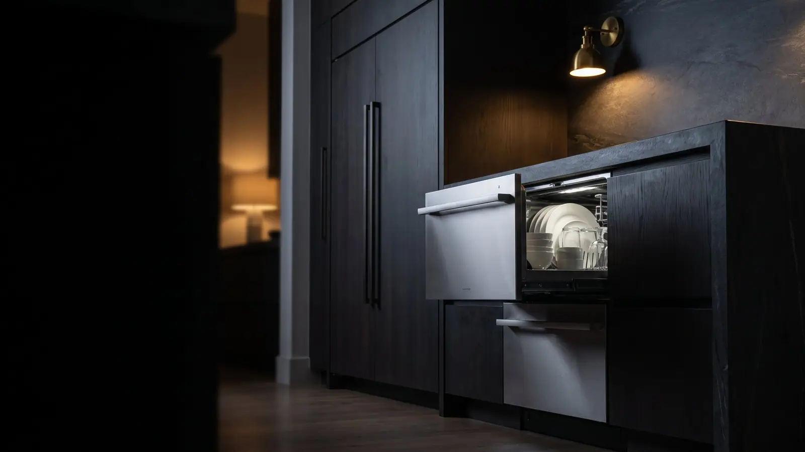 Fisher & Paykel dishdrawers, columns, ranges in a luxury kitchen